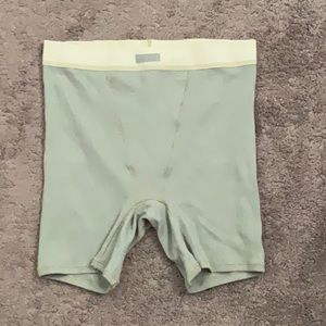 Skims boxer shorts